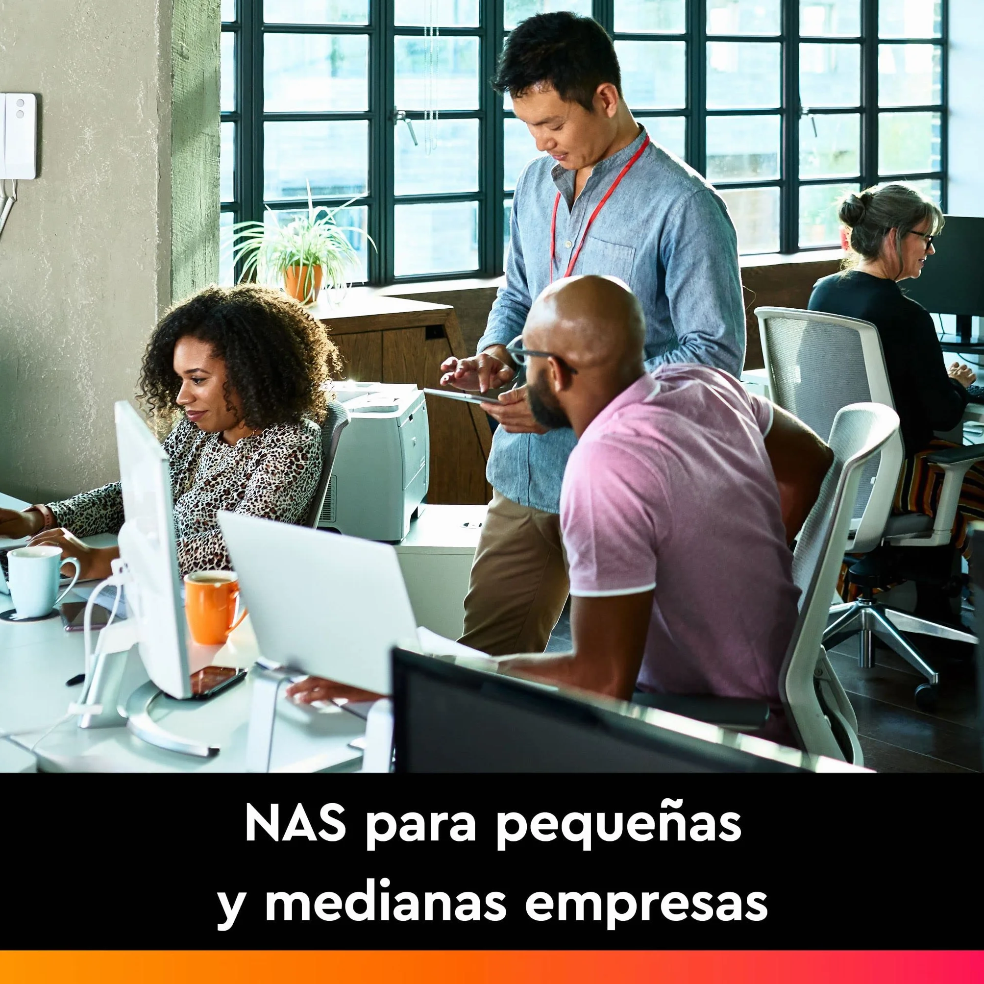 WD Red Plus 8 TB NAS Disco duro interno de 3.5 pulgadas, Clase de 5400 r. p. m., SATA de 6 Gb/s, CMR y Caché de 256 MB