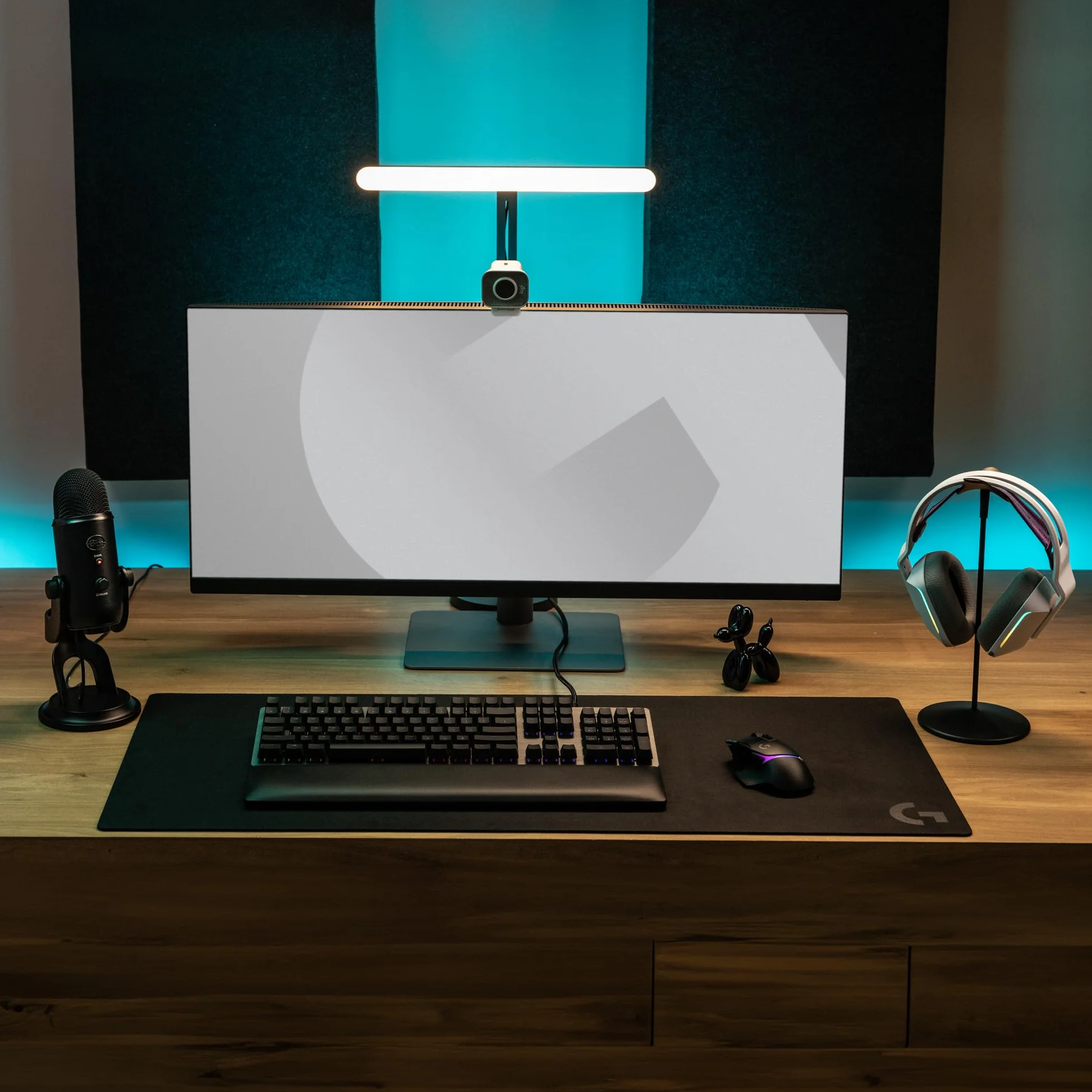 Logitech G Litra Beam LX, luz LED Principal Premium para Streaming, RGB de Doble Cara con TrueSoft, para Streaming, difusión, LIGHTSYNC, Bluetooth, USB, PC/Mac – Grafito