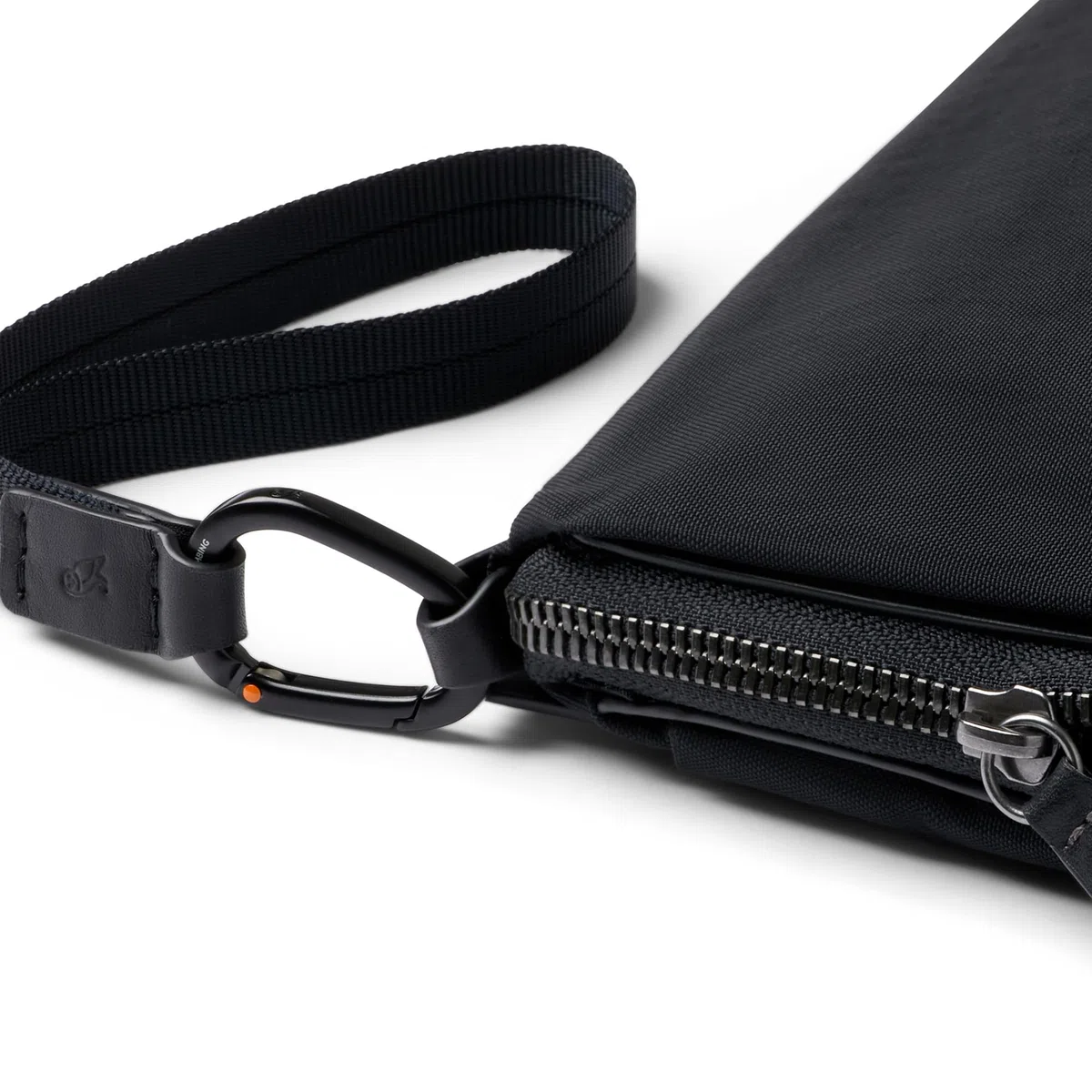 Bellroy Wonder Kit (Bolso Estuche Organizador de Accesorios y de Viaje con organización Interna para Cables, Cargadores, Cuadernos, botiquines médicos y más) - Raven
