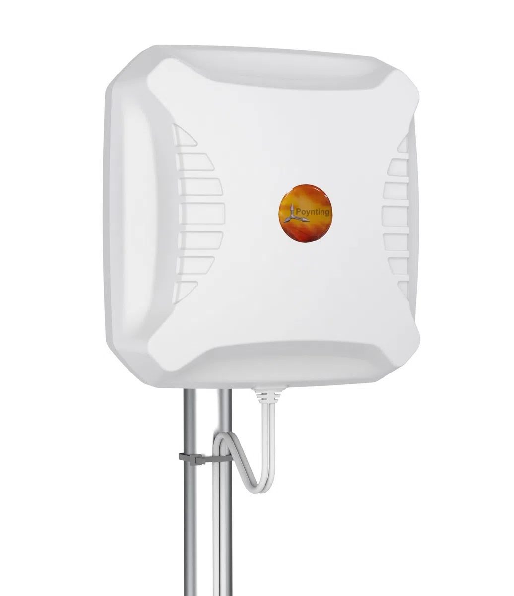 Poynting A-XpoL-0002-V3-03 Cross Polarized Lte+5g Antenne Cross Polarized Lte & 5g Antenna - 690-3800 Mhz. - Max. Gain: 11 Dbi - Bulkhead N-Type (fem